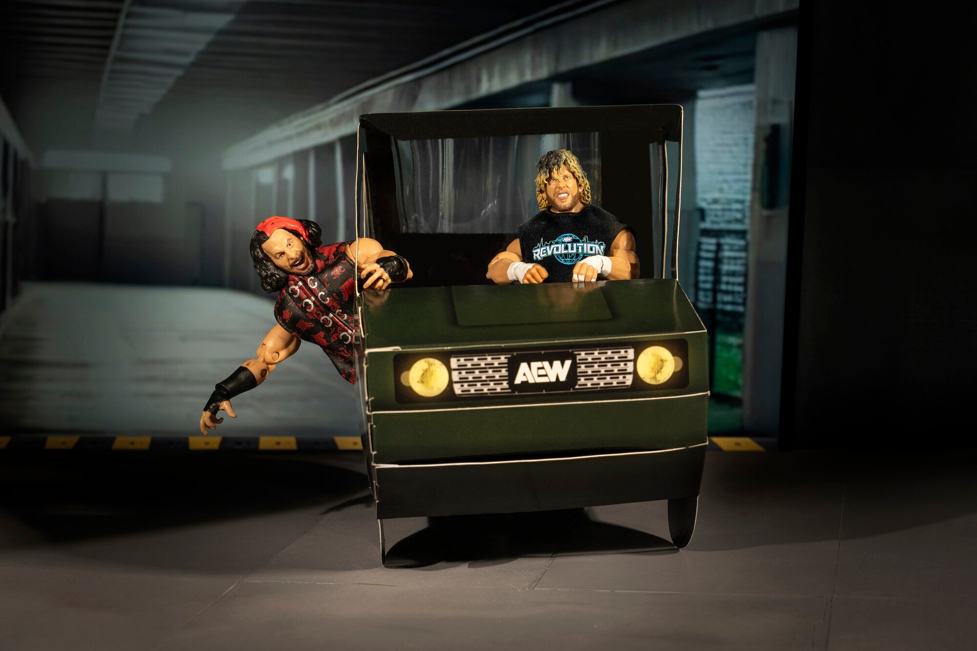 AEW0610_GOLF_CART_ARTISTIC_01537_lpr.jpg