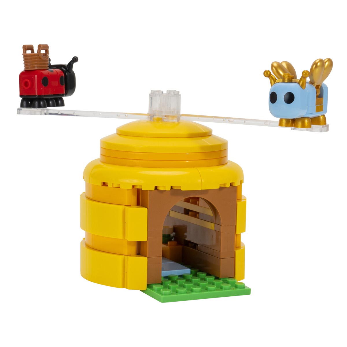 CNS0010_BLDR_MedPlaysetn2InBuildableFigs_CoffeeShop_12_lpr.jpg